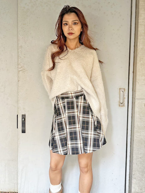Vネックロングシャギーニットトップス